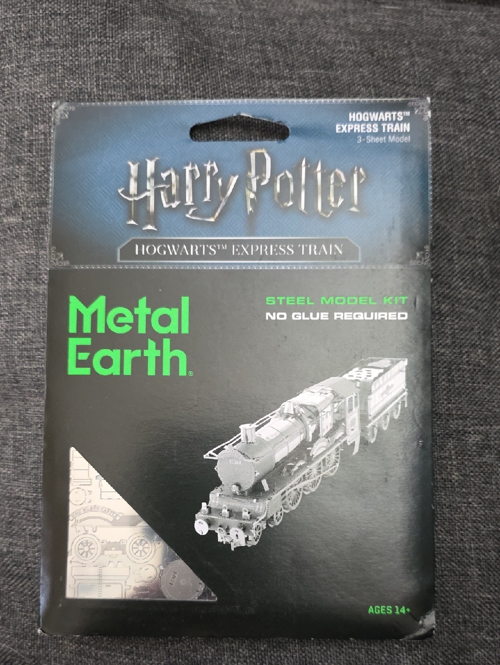 Harry Potter Hogwarts Express Metal Earth Steel Model Kit - Black/Silver